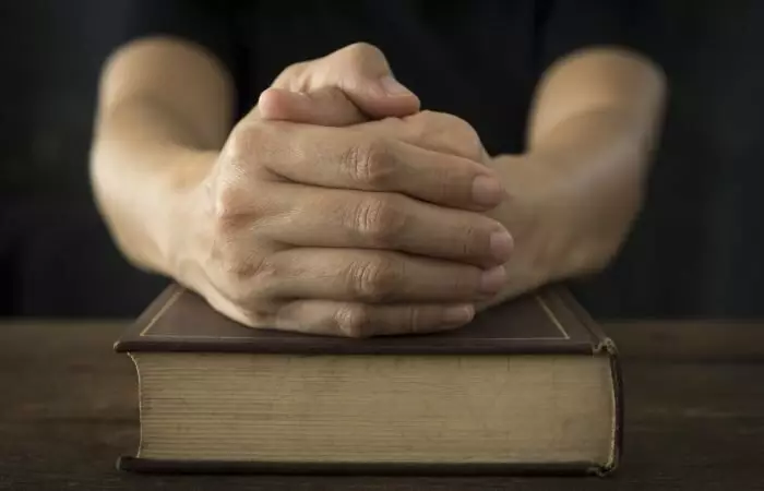 Daily Bible Readings For May 2021